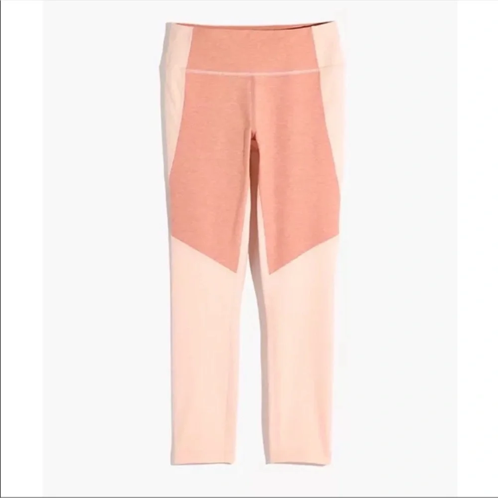 OUTDOOR VOICES pink colorblock 3/4 warm up leggings